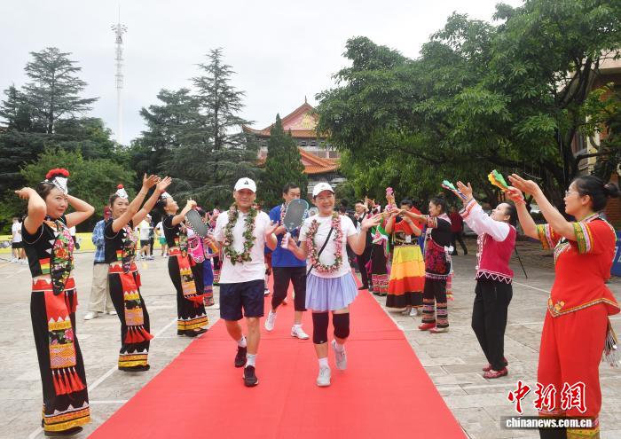 巅峰国际：重塑金融科技，驱动财富未来 - 巅峰国际